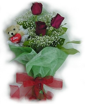 3 adet gül ve küçük ayicik buketi  Edirne yurtiçi ve yurtdışı çiçek siparişi 