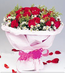 Edirne çiçek online çiçek siparişi  12 ADET KIRMIZI GÜL BUKETI 