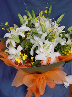  Edirne çiçek online çiçek siparişi  5 ADET KAZABLANKA BUKETI KALITEDEN SASMAYANLARA